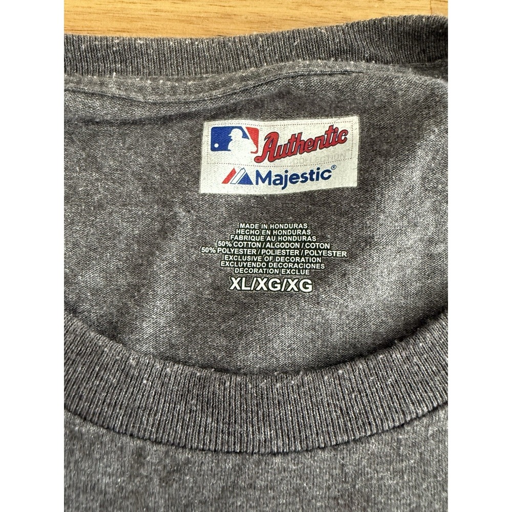 Detroit Tigers T-shirt Central Division Champions 2011 Gray Mens XL - Picture 3 of 3